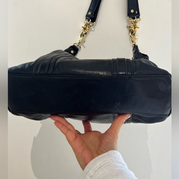 Vintage Tory Burch Convertible Leather bag. - Picture 7 of 15